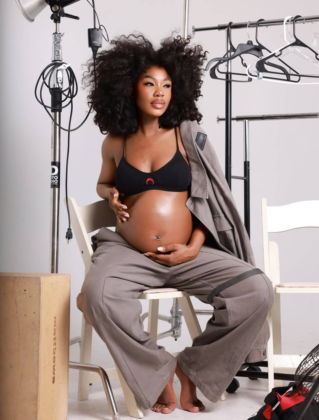 Nollywood actress Sharon Ooja has announced the birth of her baby boy with her husband, Nigerian bus...