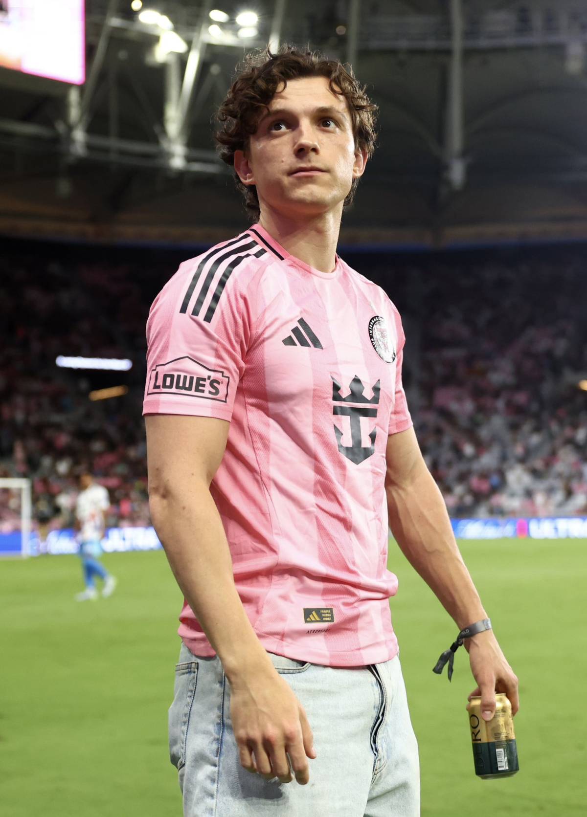 Tom Holland attended the Inter Miami vs Philadelphia Union football game, wearing a personalized Int...