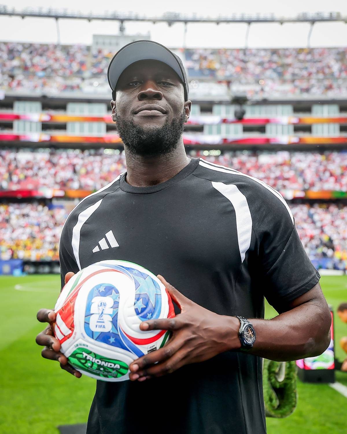 Ghanaian-British star Stormzy was in charge of bringing out the match ball Trionda for the #FIFAWC20...