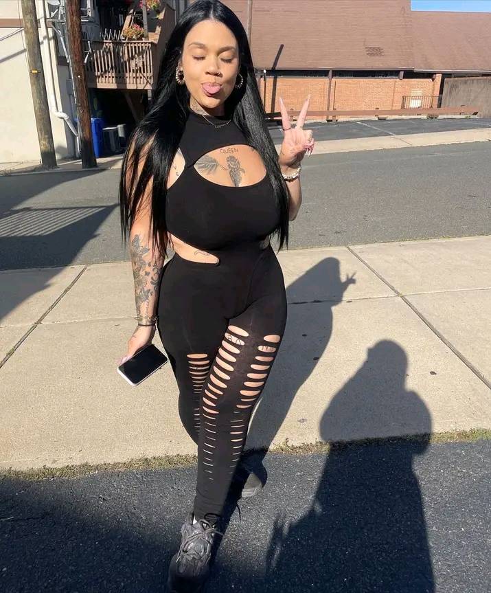 Am new here am from Baltimore Maryland I hope to see new friends to talk too❤️❤️❤️