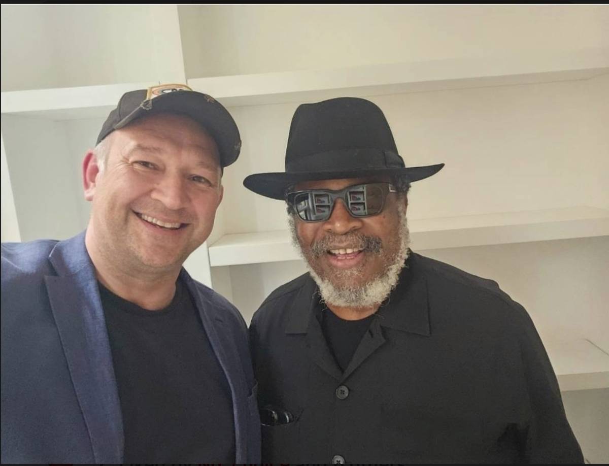 Say hello to the man behind LekeeLekee ππ₯
Meet Charlie Pyper and Chairman, Nduka Obaigbena β the v...