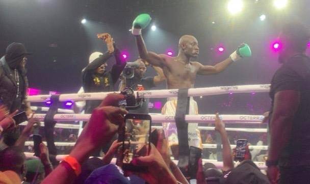 E-Money gifts Carter Efe N50 million for beating Portable in celebrity boxing