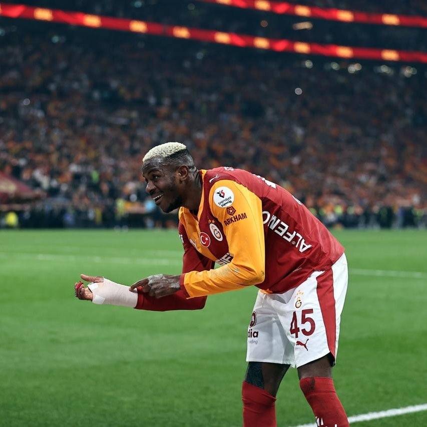 Victor Osimhen and his former Napoli teammate Khvicha Kvaratskhelia are joint-top of the leaderboard...