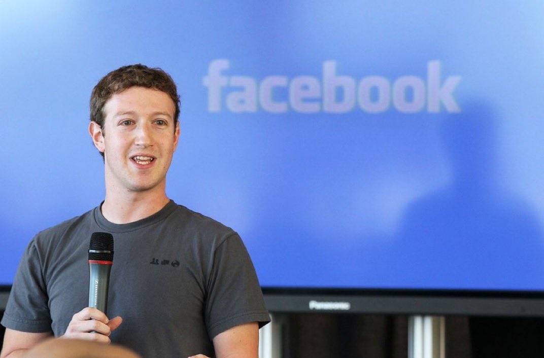 Facebook founder Mark Zuckerburg turns 42 today 🎂