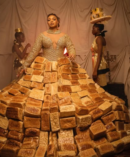 “Well, we do have a record for the largest cake dress … hmmm.”
~ Guinness World Record reacts to BB...