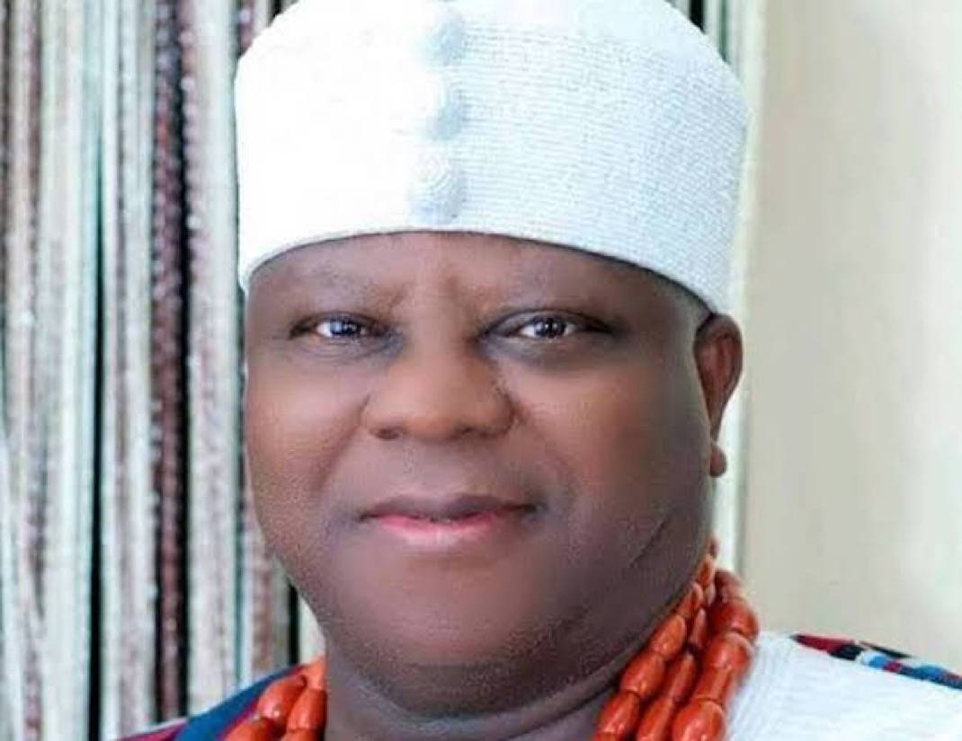 Chiefs and princes from the two ruling houses in Ipetumodu, Osun State, have expressed support for t...