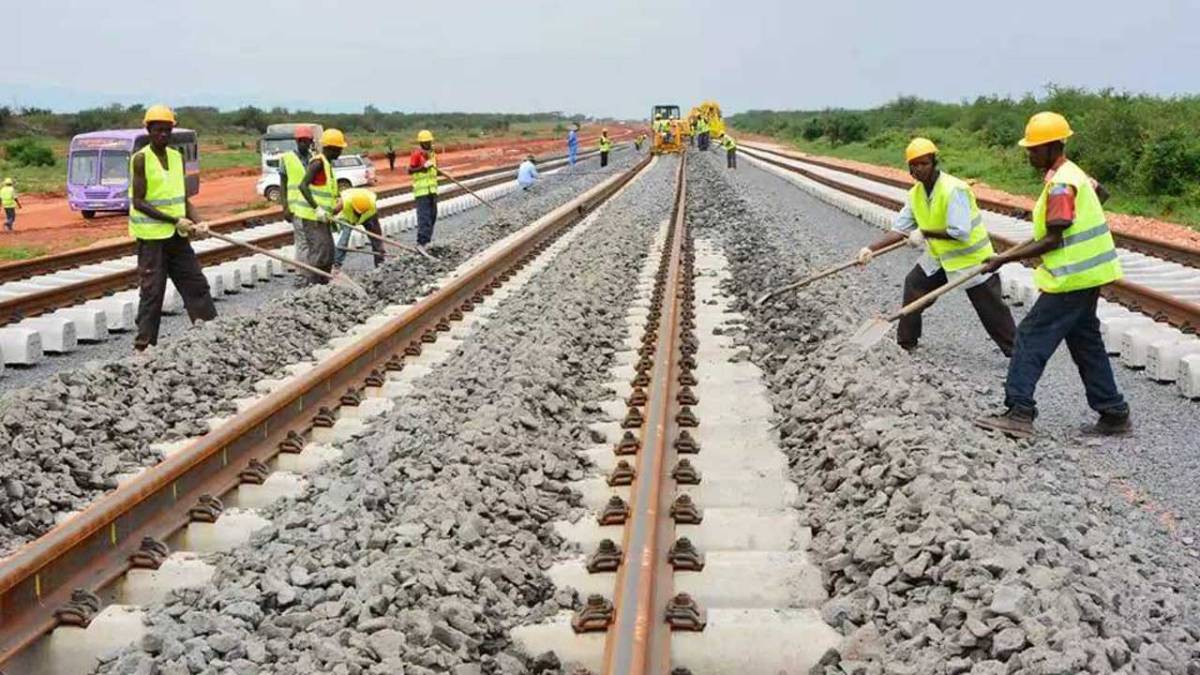 The Nigerian Railway Corporation has raised alarm over renewed attacks on railway infrastructure in...