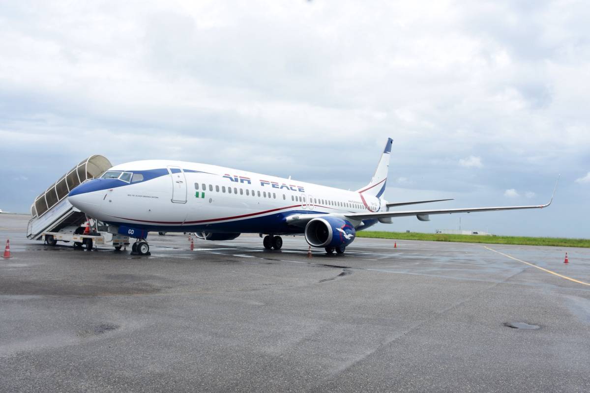 peace adds a new Boeing 737-800 NG aircraft to their fleet