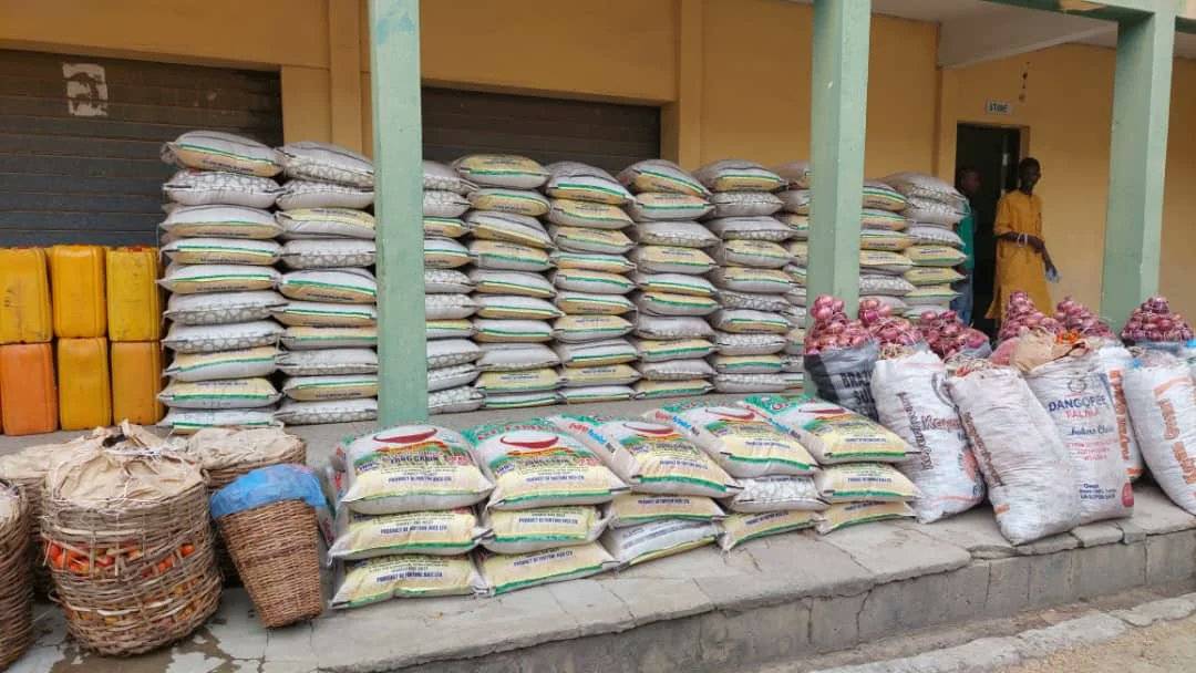 Kano State Government donates 15 cows and food items to inmates