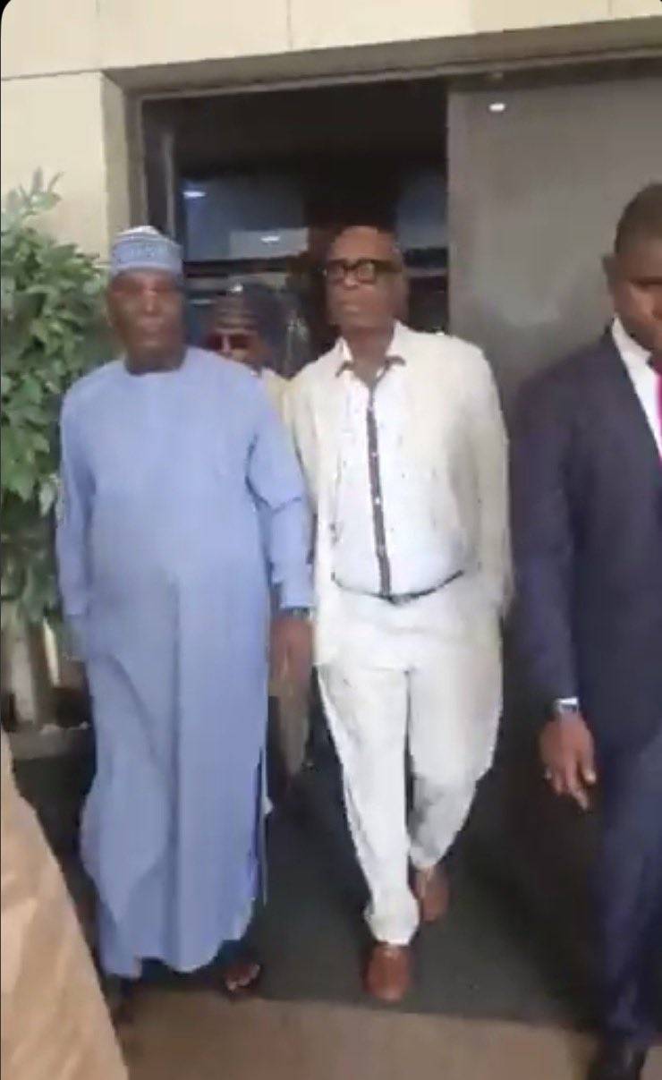 Atiku Abubakar visits Rotimi Amaechi at his Abuja residence