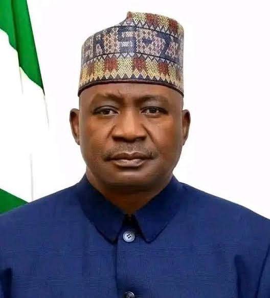 Give Tinubu second term, Nigeria will be far better
~ Nigeria Defence Minister praises the presiden...