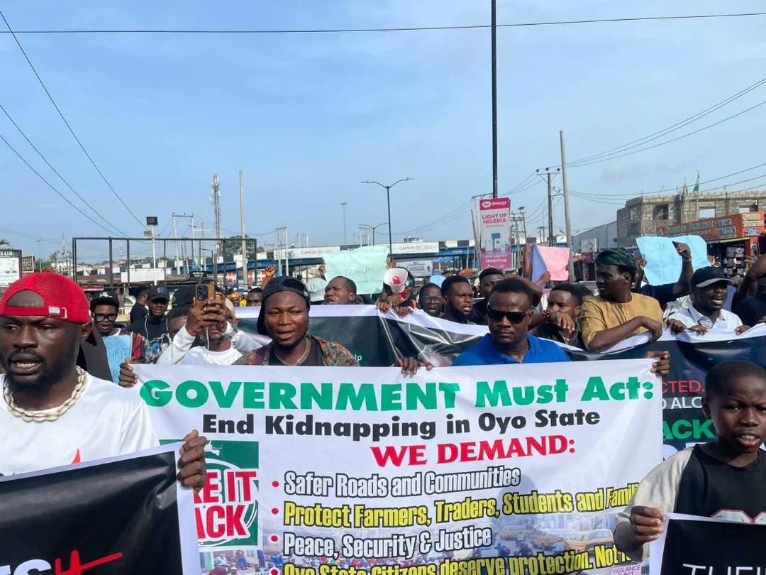 Protest in Oyo and Ogun State as NUT begins nationwide rally today over School abductions