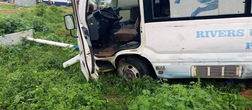 Players and officials were injured as Rivers United team bus crashes in Port Harcourt