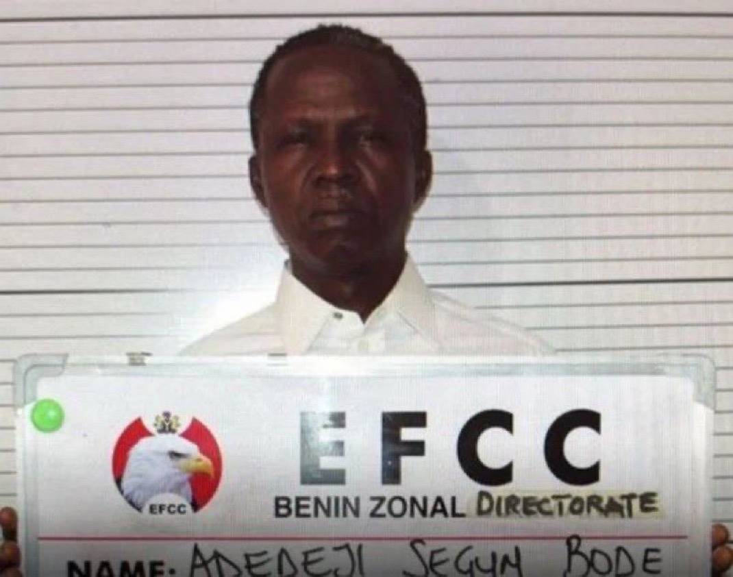 EFCC has arrested and arraigned UNIBEN staff over alleged ₦3.2 million salary duplication fraud
