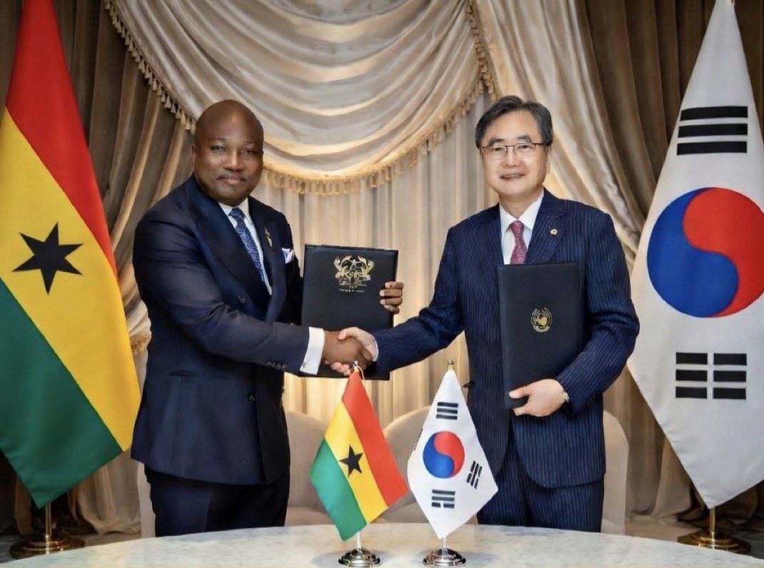 Ghana ๐ฌ๐ญ and South Korea ๐ฐ๐ท officially signed a historic visa waiver agreement. However, this policy...