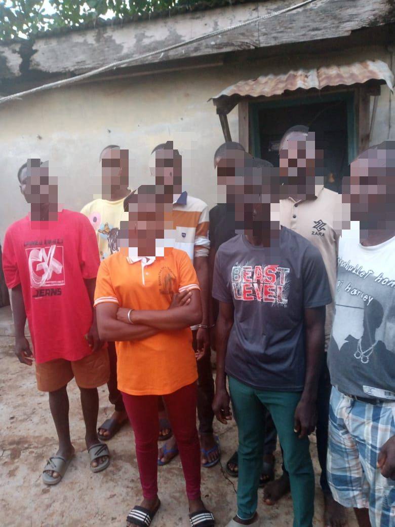 Ogun State Police Command has bursted a transnational fake kidnapp!ng syndicate and arrest foreign n...