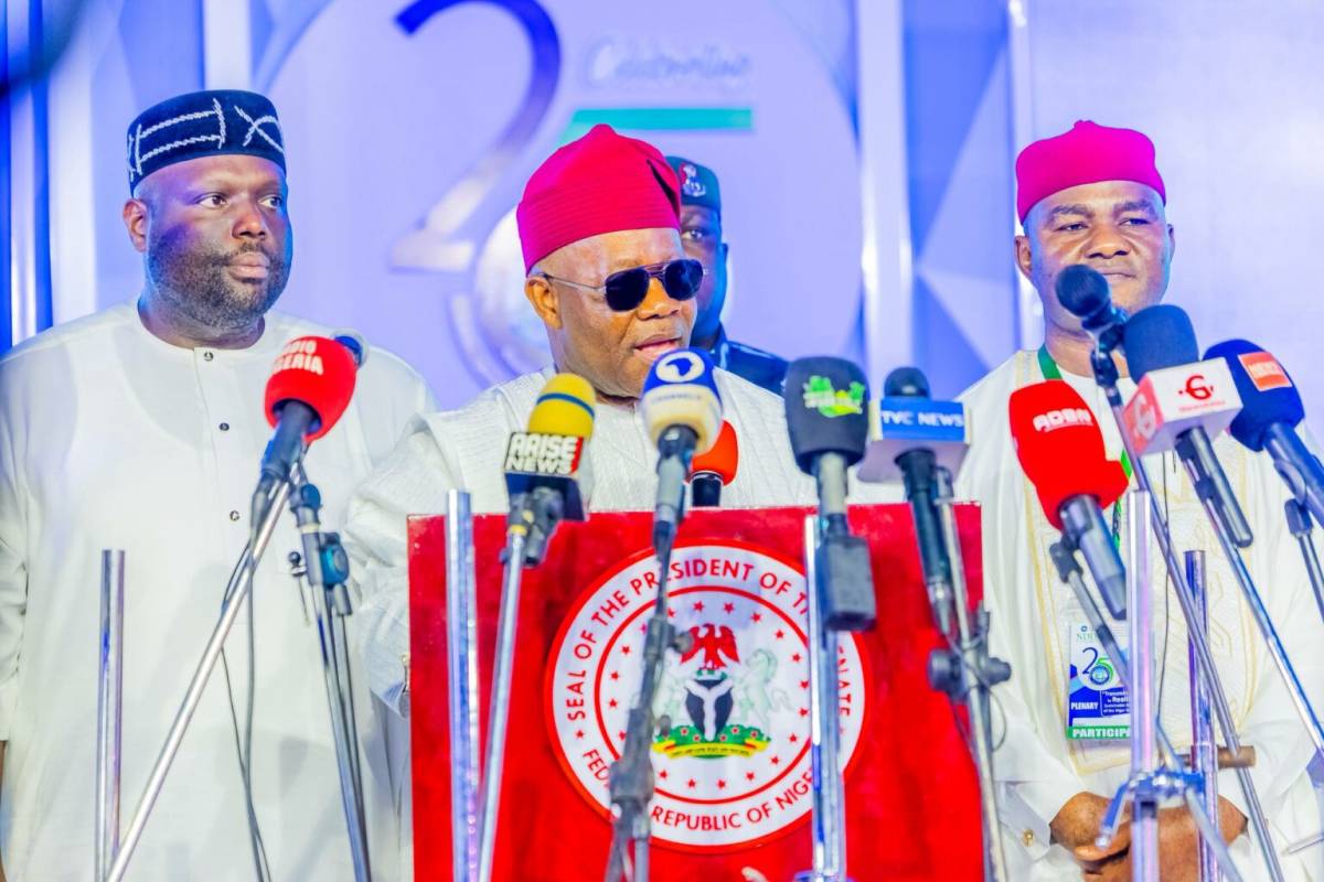 Terrorism sponsors in Nigeria ๐ณ๐ฌ must be exposed.
~ Senate president , Godswill Akpabio