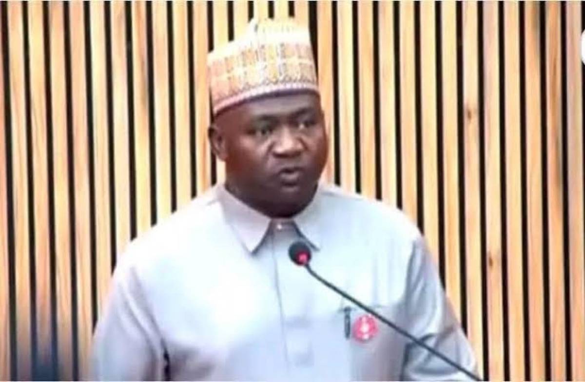 The Minister of Defence, retired General Christopher Musa has challenged the country’s youth populat...