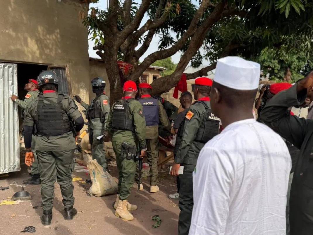 The Niger State Government has ordered the immediate shutdown of six illegal mineral processing site...