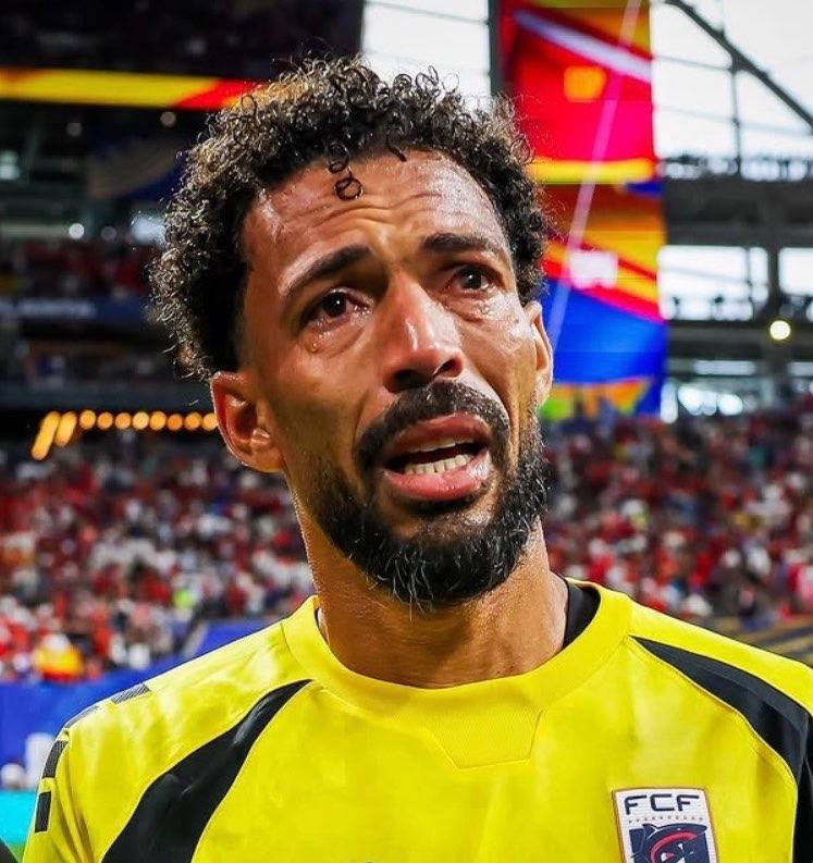 The USA 🇺🇸 State Department is trying to help get Cape Verde goalkeeper Vozinha’s mother to the Unit...