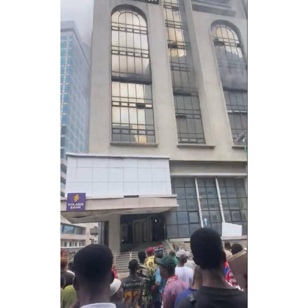 Fire at Polaris bank on broadway street in Lagos island