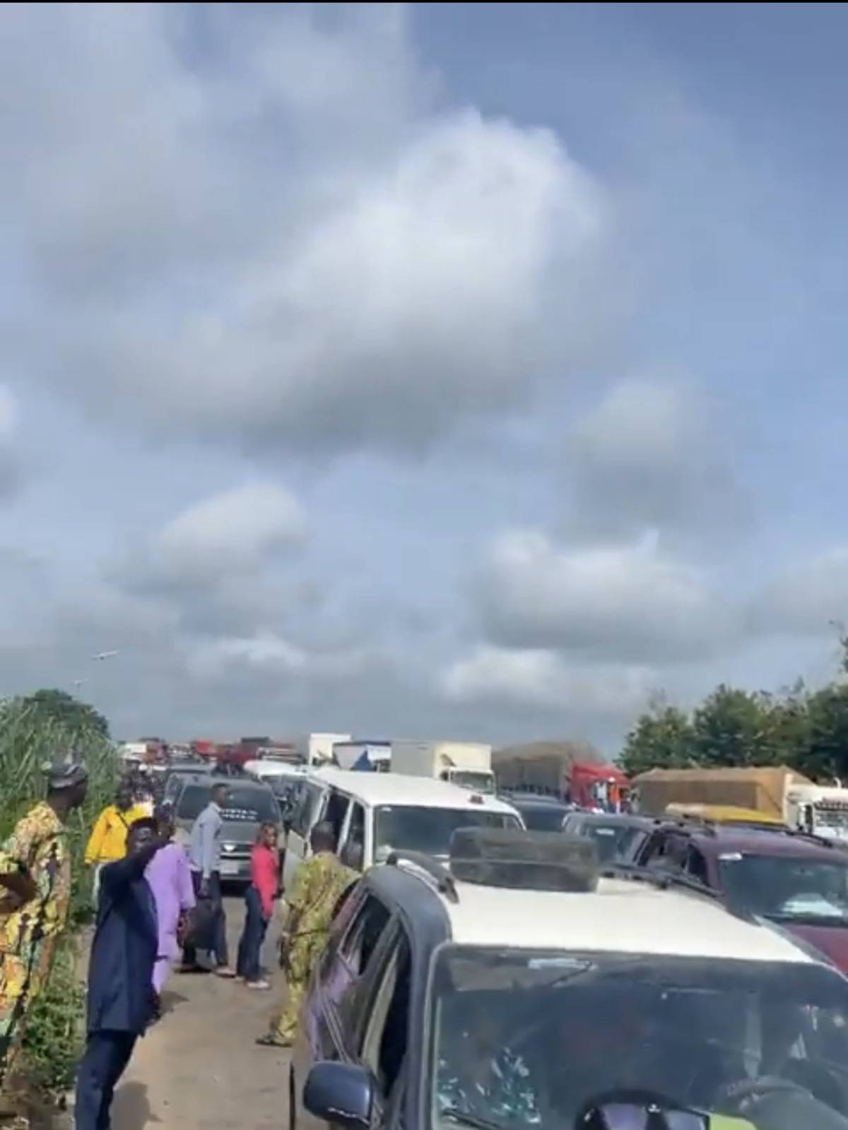 Serious traffic congestion on Lagos to Ibadan expressway
