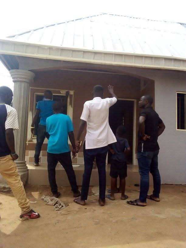 Nigerian man, David Aondofa, has built and gifted a house to his uncle as a token of appreciation fo...