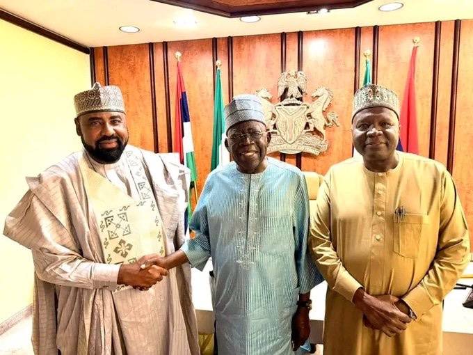 President Bola Tinubu was visited by Governor Inuwa Yahaya of Gombe State at the Presidential Villa....