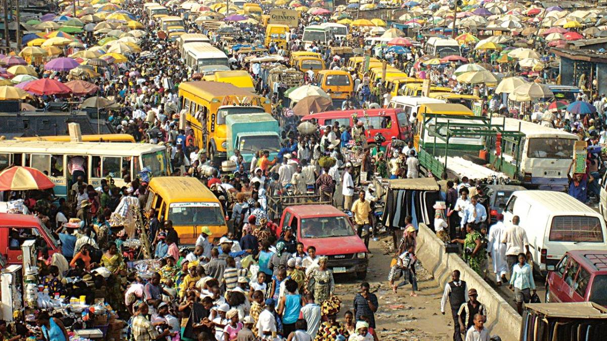 Lagos State Government shuts Oshodi Market over attack on sanitation officers