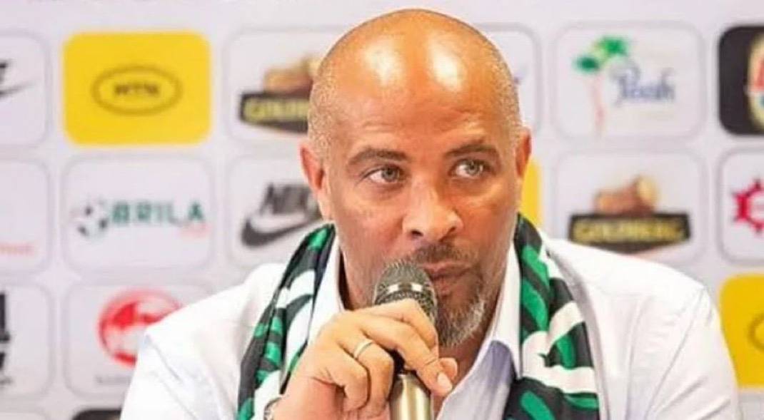Super Eagles' coach Eric Chelle gets new Eagles contract.
Congratulations ๐๐