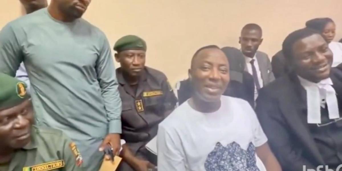 President Bola Tinubu Government is Targeting Sowore Because Nigerians See Hope In Him.
~ AAC poli...
