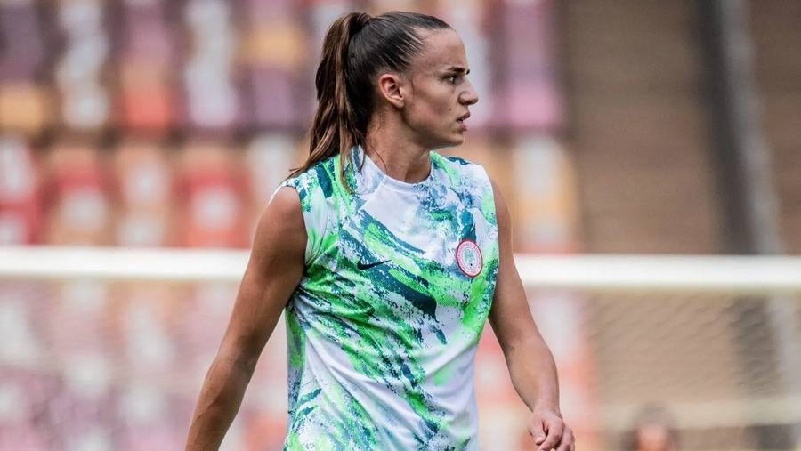 Super Falcons defender, Ashleigh Plumptre clear the air on fake facebook account in her name and con...