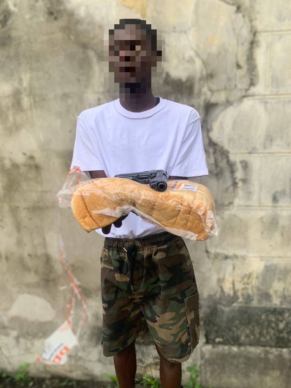 The Rivers State Police Command has arrested a man identified with Brayas Nanas after a gun was foun...