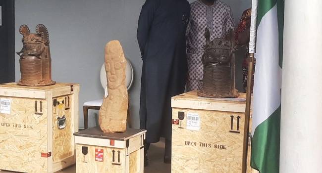 Swiss Museums has Returned 18 Benin Artefacts To Nigeria 🇳🇬