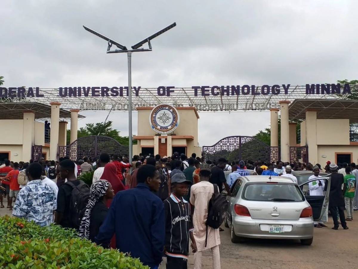 Angry FUT Minna students have reportedly lock VC out of main gate over insecurity concerns and repea...