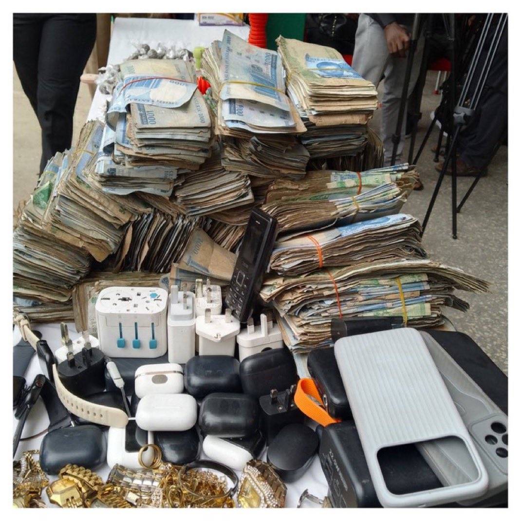 The Federal Capital Territory (FCT) Police Command have arrested six syndicate members for abducting...