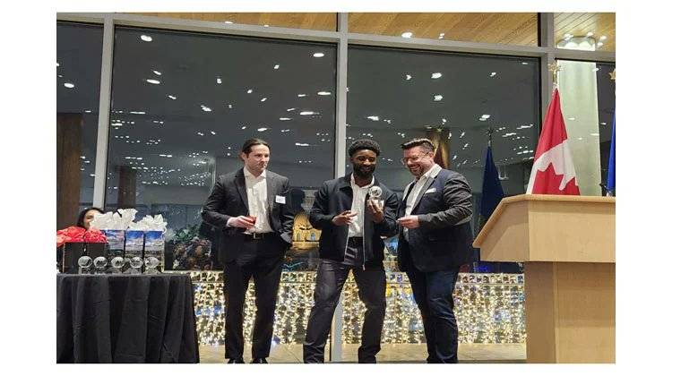 Nigerian-Canadian Innovator Damilare Bakare Wins Top Export Award, Builds Tech Bridge Between Africa...