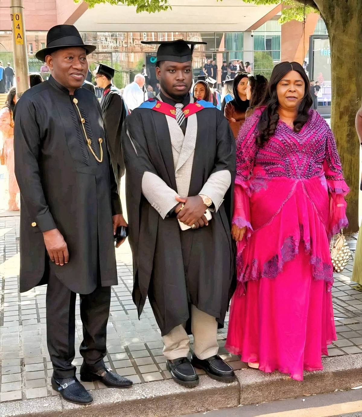 Former Nigeria 🇳🇬 President, Goodluck Jonathan and his family have celebrated the graduation of his...