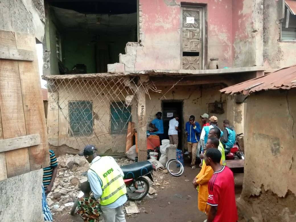 The Kwara State Government has ordered the immediate demolition of a dilapidated two-storey building...