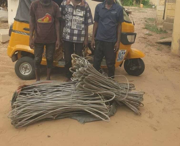 Nigeria police Force have arrested three vandals in Yobe state and recovered stolen cables