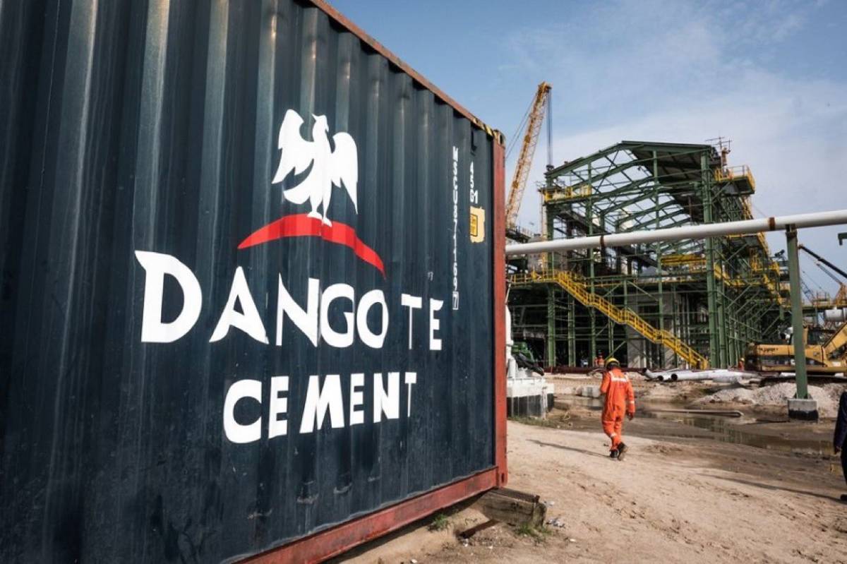 Dangote Industries Limited has signed a Memorandum of Understanding worth over $800 million with Sin...
