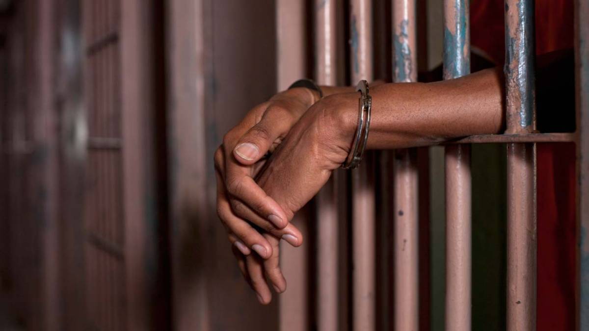 The Federal High Court sitting in Uyo has convicted and sentenced nine out of 19 persons arrested by...