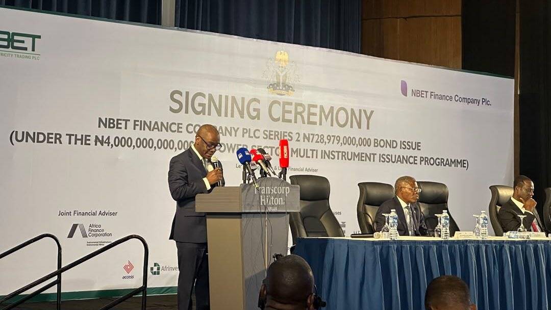 Nigerian government raises ₦729 billion bond to tackle power sector debt.
The Federal Government ha...
