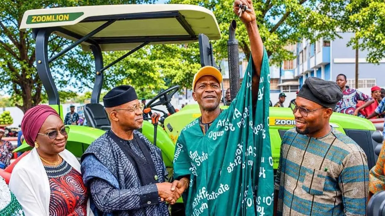 Ogun State Governor, Prince Dapo Abiodun, has unveiled a comprehensive support package for 10,000 ri...