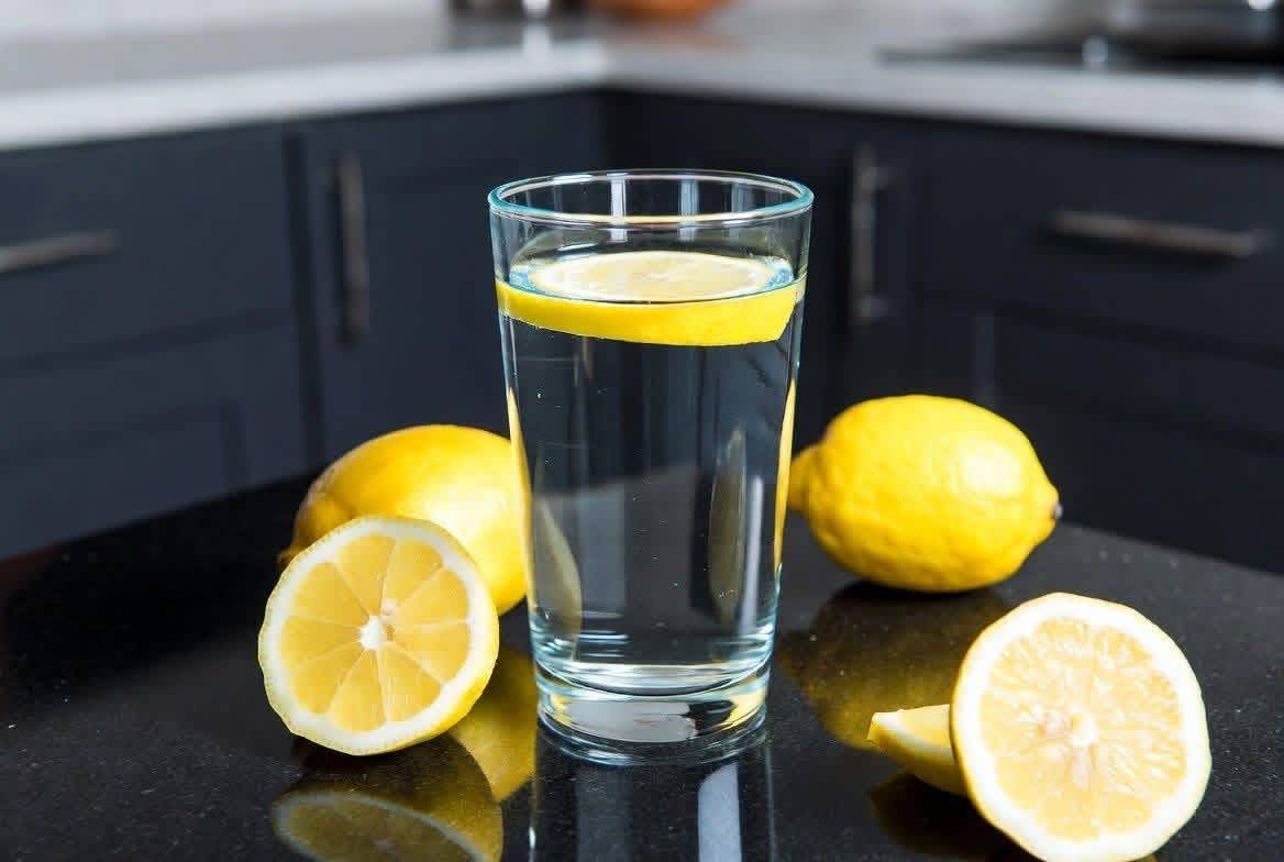 Normalize squeezing lemon juice into your drinking water.
โ It contains citrate which lowers the ra...