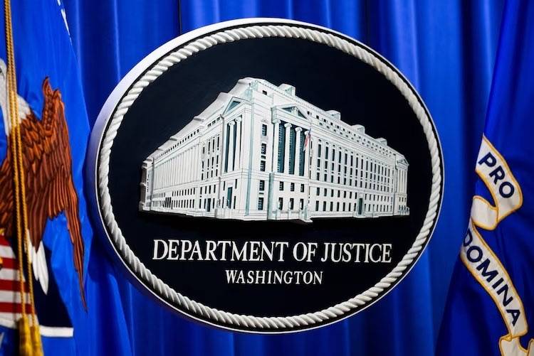 ⚠️ DOJ probing $2.6 billion in oil trades related to Iran war
The Department of Justice is investig...