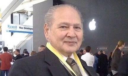 Investor Ronald Wayne sold his 10% Apple stake for $800 in 1976.
Today, it’s worth about $453 billi...