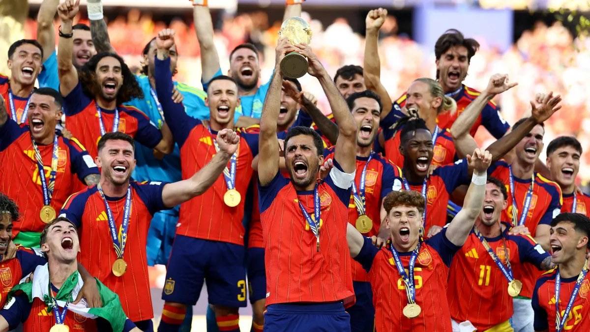 ⚽ Spain beat Argentina 1-0 to win the World Cup
Spain claimed their second FIFA World Cup title wi...