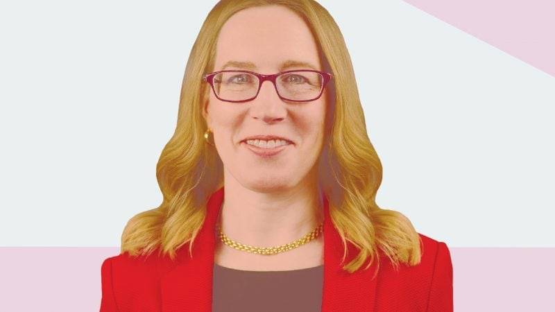 ⚖️ SEC's Peirce warns DeFi vaults may be securities
Hester Peirce — the SEC commissioner known as "...