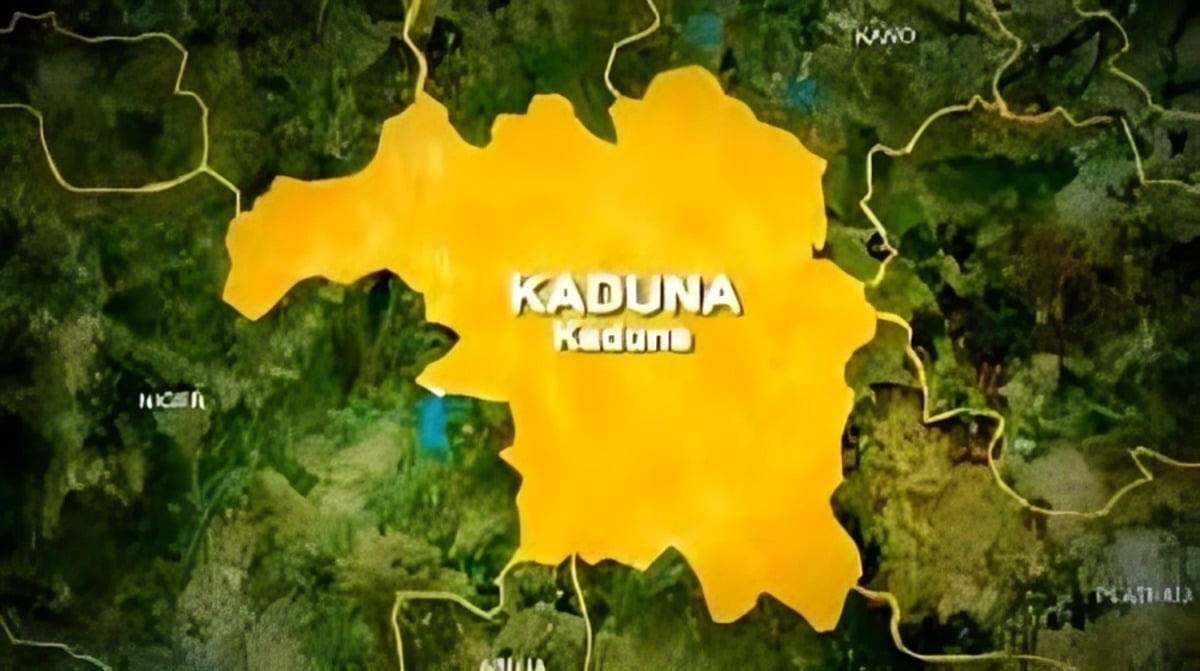 ๐ก At least 30 killed in fresh Southern Kaduna attack
At least 30 people were killed when gunmen att...